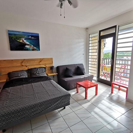 Appartement Vue Mer Et Montagne A 100M De La Plage Le Gosier  Exterior foto