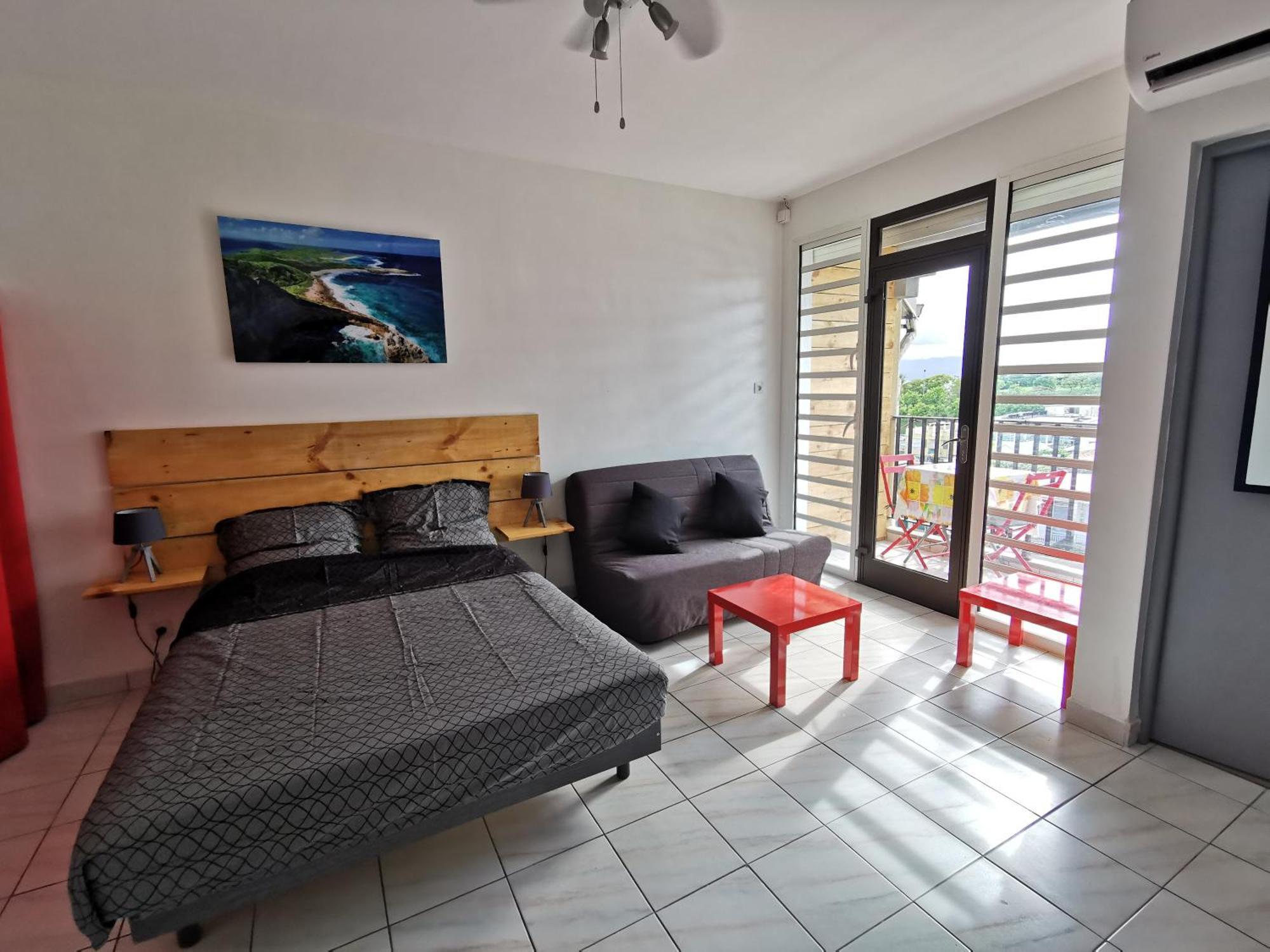 Appartement Vue Mer Et Montagne A 100M De La Plage Le Gosier  Exterior foto