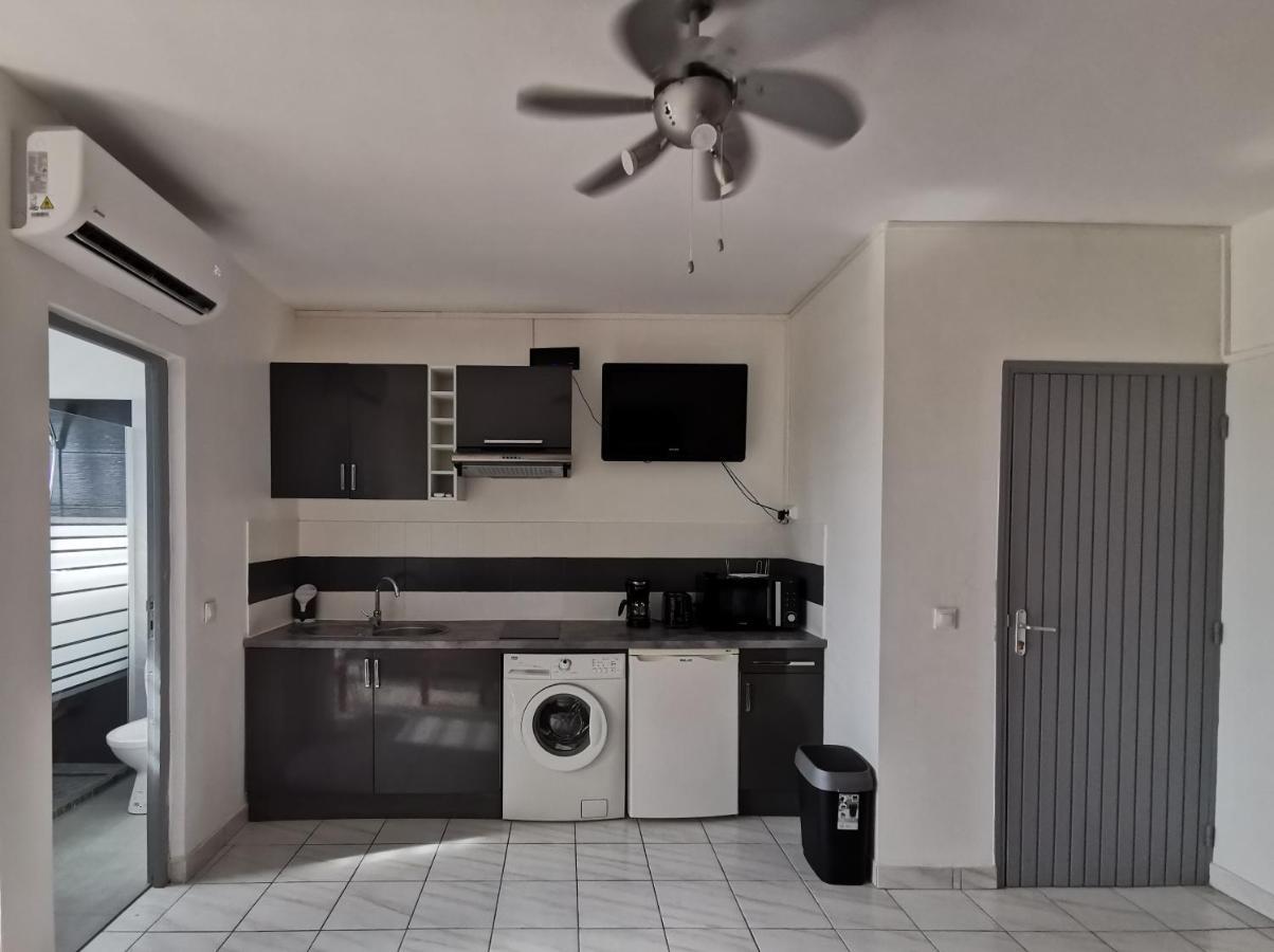 Appartement Vue Mer Et Montagne A 100M De La Plage Le Gosier  Exterior foto